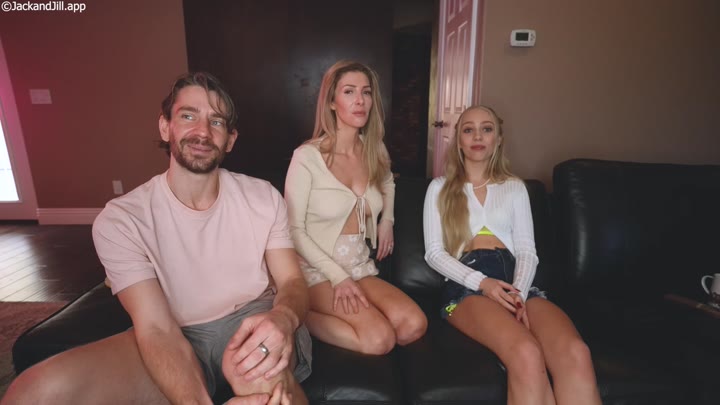 JackandJill - hot blondes first show with Braylin Bailey - threesome