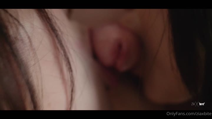 ziaxbite 双飞